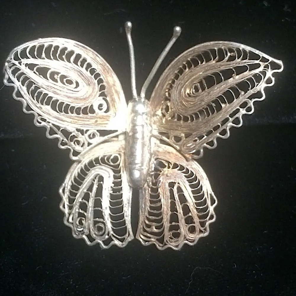 Beautiful Vintage Mexican Silver Filigree Butterfly Brooch